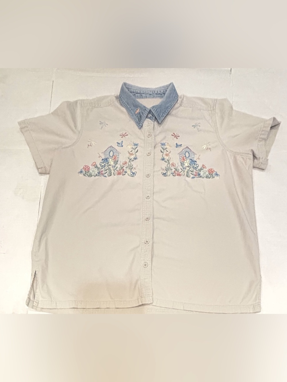 Vintage Embroidered Birdhouse Floral Khaki Shirt with Denim Collar
